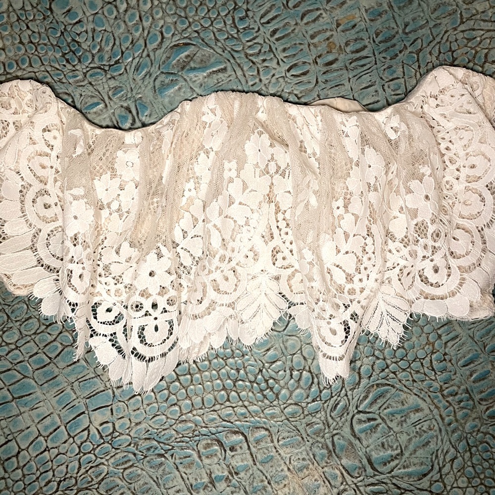 Dream Angels Strapless lace Bra 36D